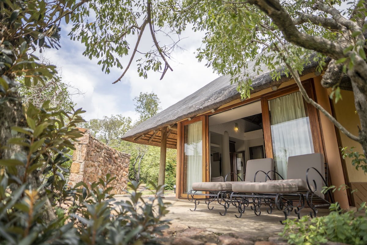 EKUTHULENI LODGE