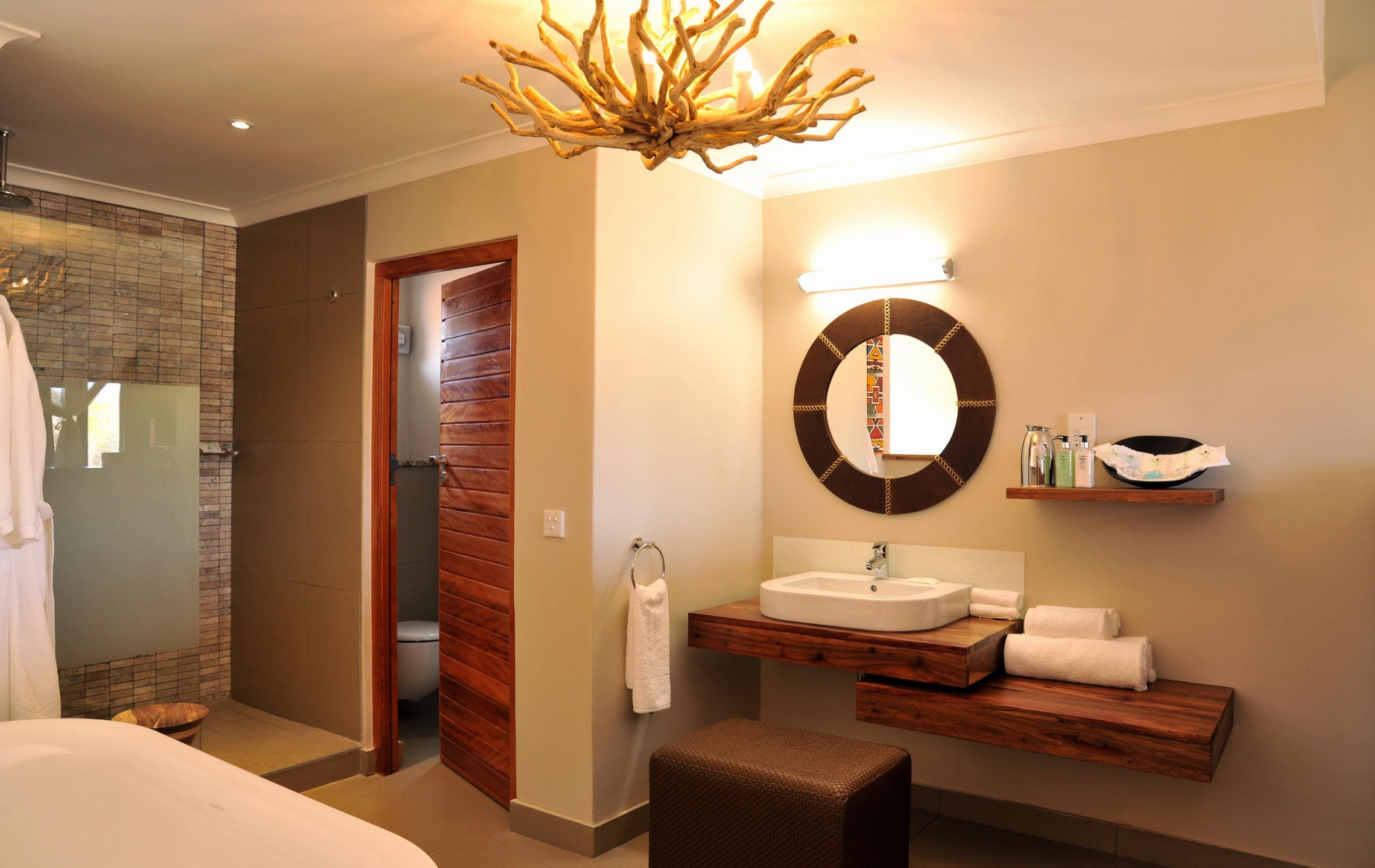 VICTORIA FALLS SAFARI CLUB