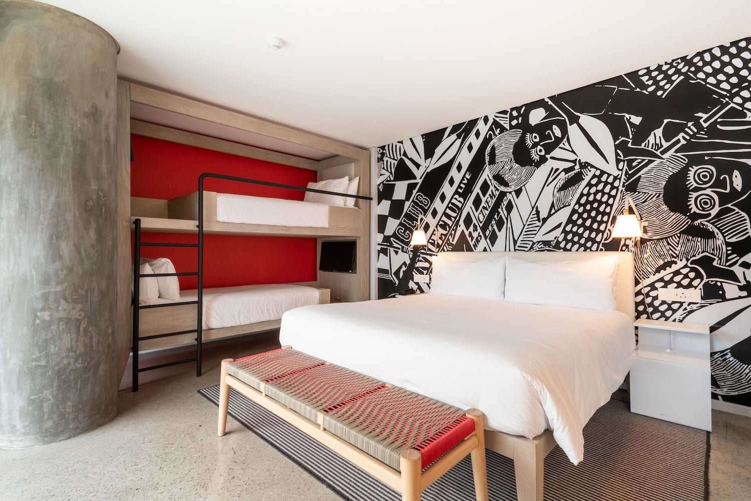 RADISSON RED