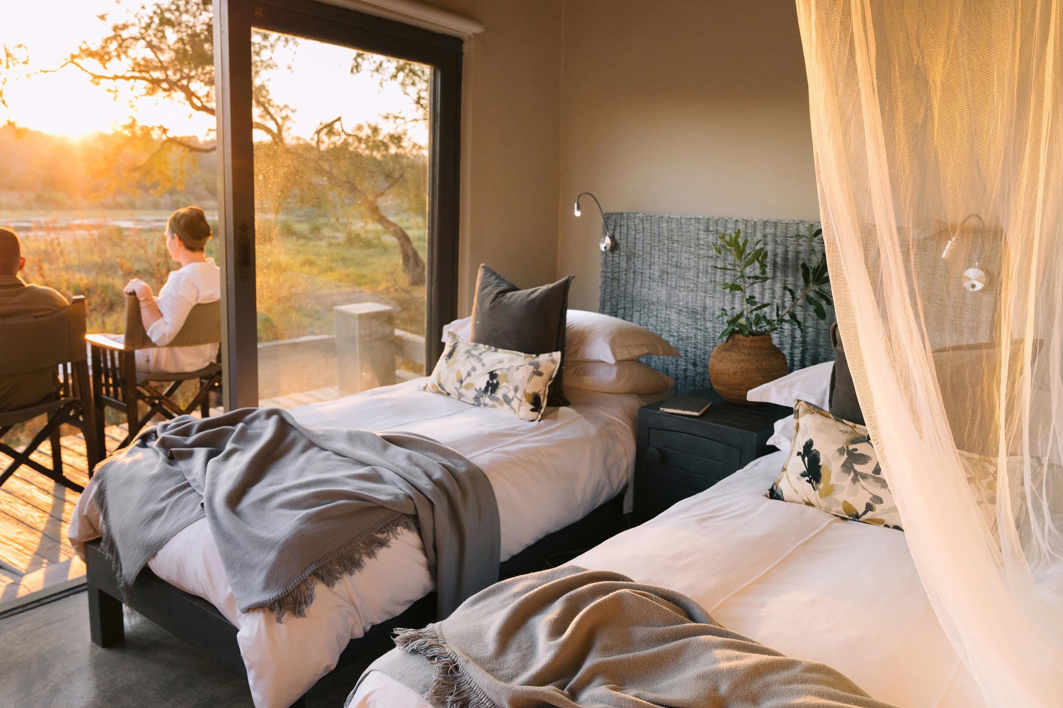 SIMBAVATI RIVER LODGE