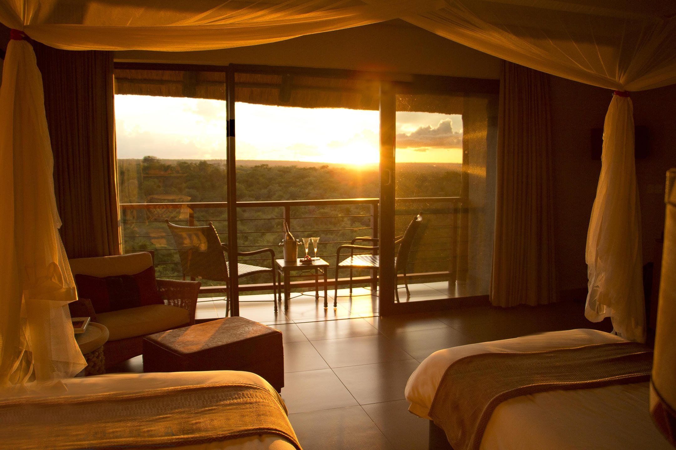 READ MORE ABOUT VICTORIA FALLS SAFARI LODGE