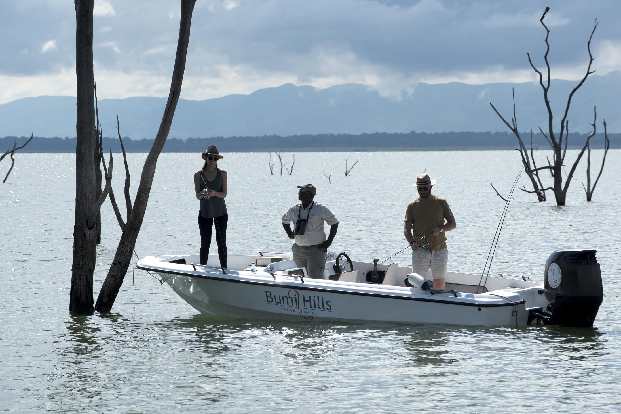BOATS AND BUSH DRIVES
