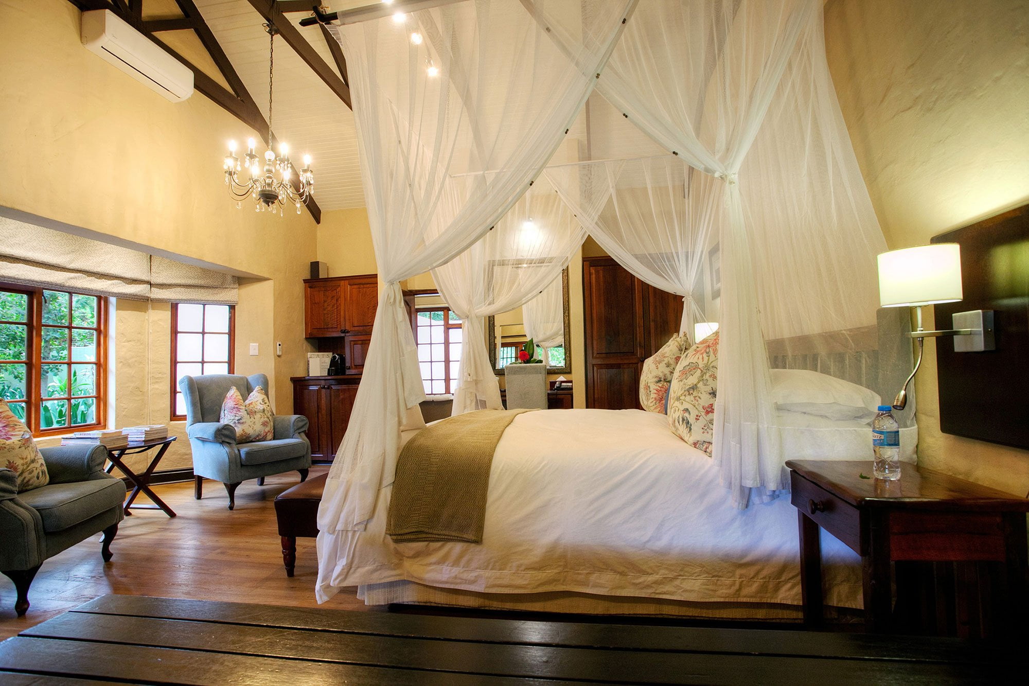 WOODALL COUNTRY HOUSE & SPA