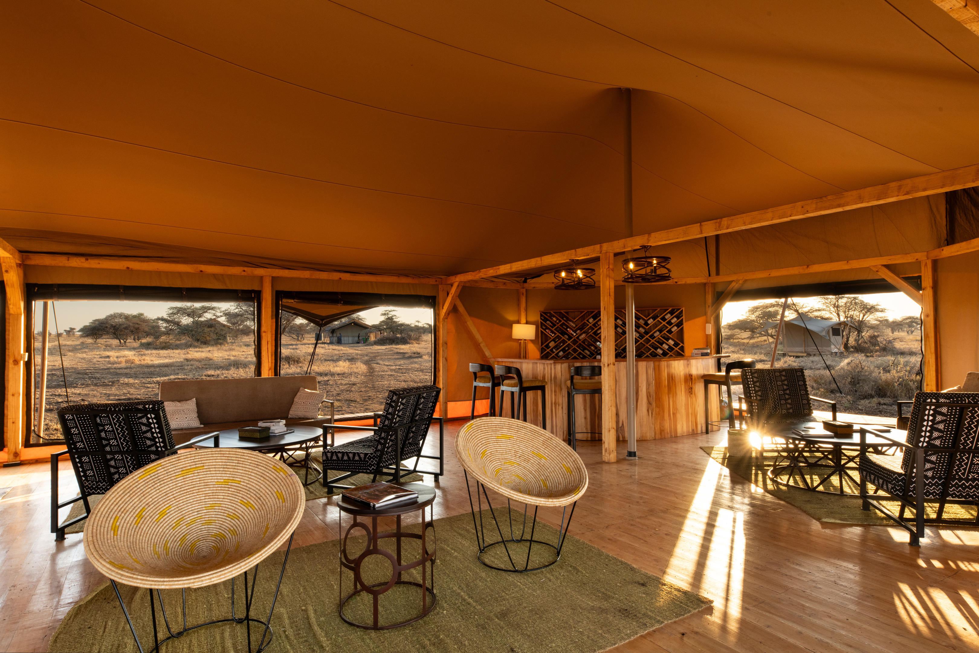 SERENGETI PLAINS CAMP