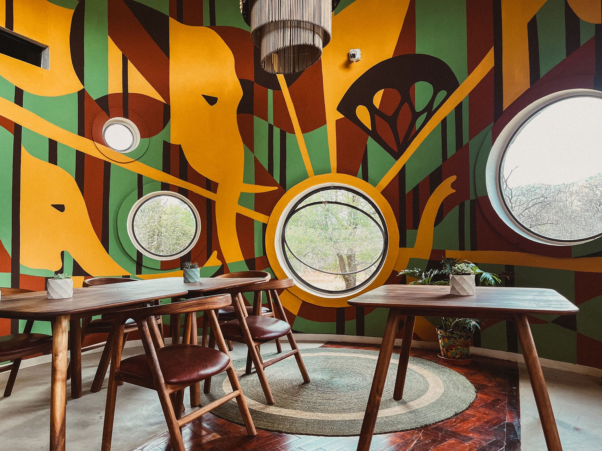 Dzombo Lodge