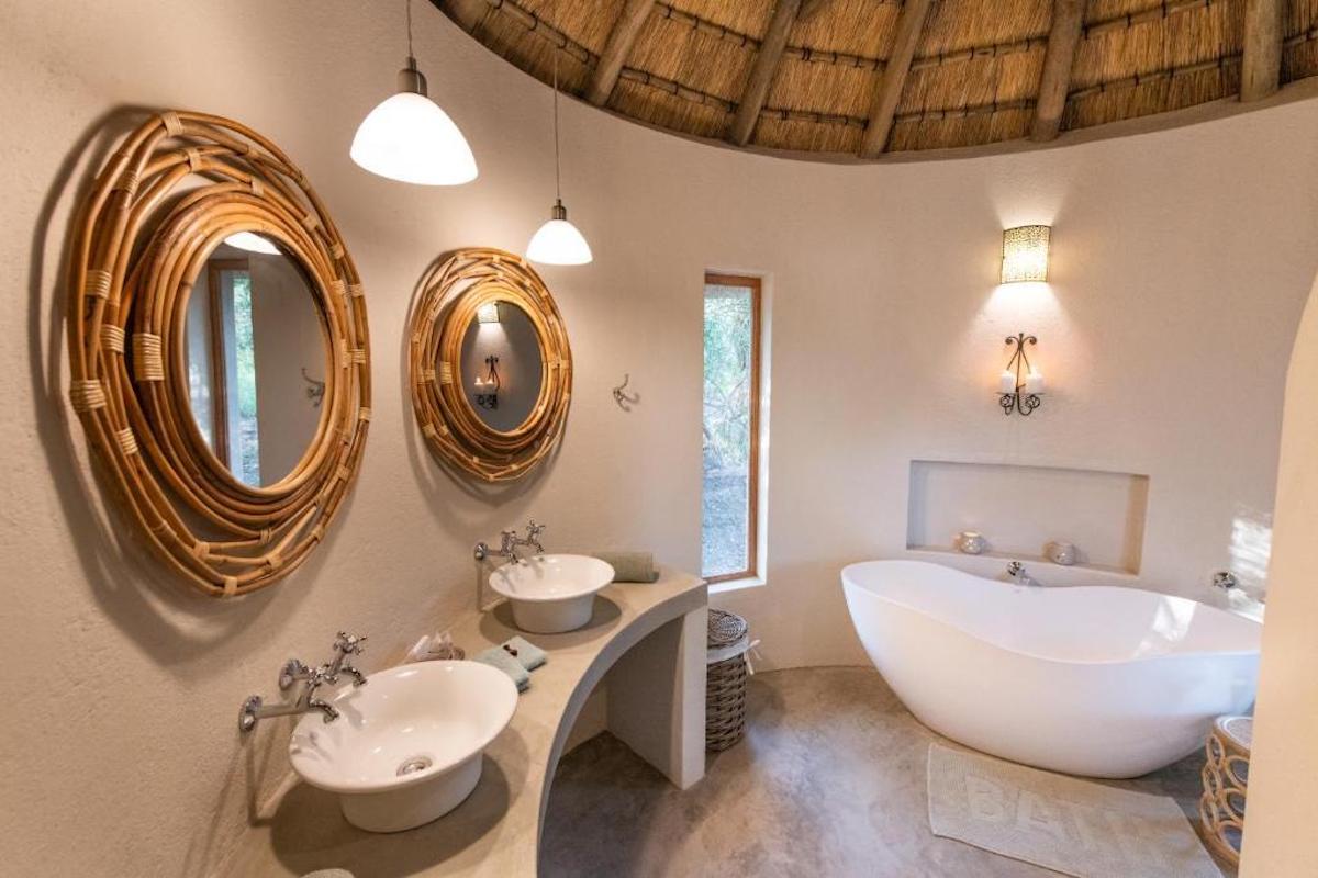 NYALA SAFARI LODGE