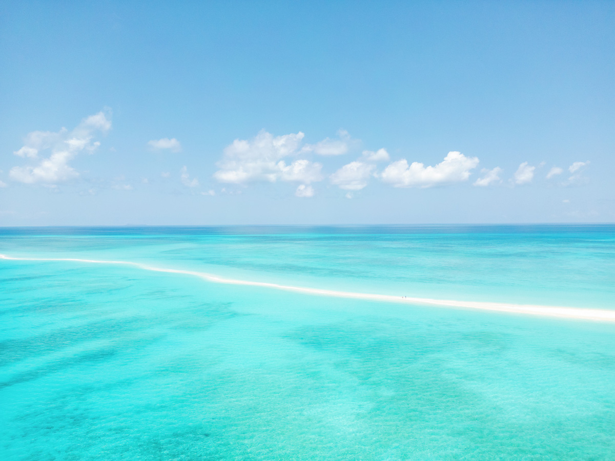 TSARA KOMBA LUXURY BEACH & FOREST LODGE