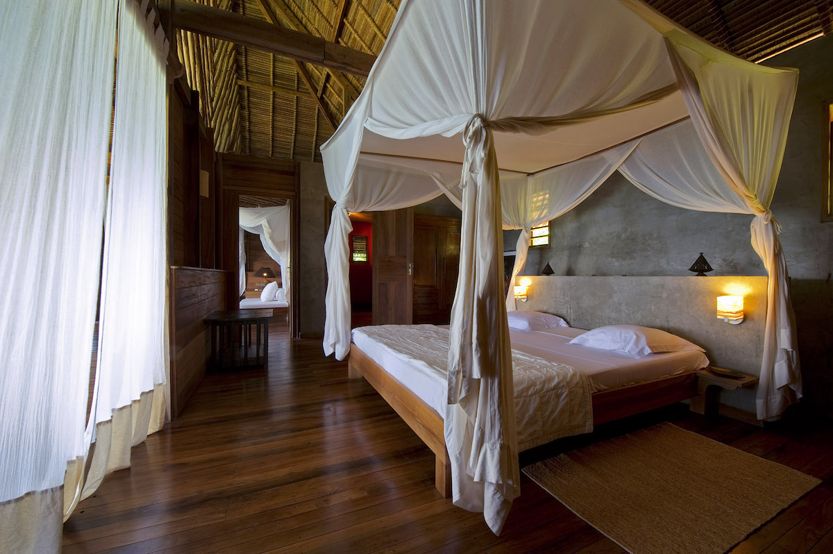 TSARA KOMBA LUXURY BEACH & FOREST LODGE